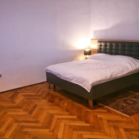 Piata Sfatului Residence Braszów Zewnętrze zdjęcie